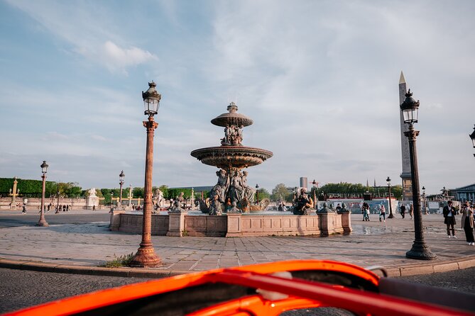 1.5 Hour Private Tour in Paris in a Classic Citroën - Saint-Germain, Literary Cafés, and Place Furstemberg