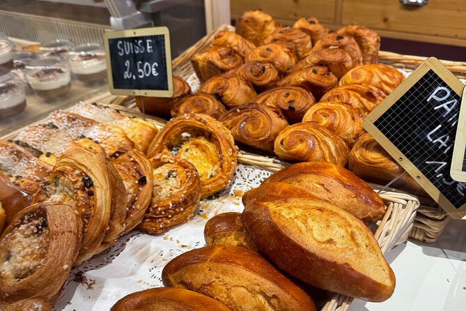#1 Montmartre Pastries & Chocolate Food Tour with 6+ Tastings - What you’ll taste: macarons, artisan chocolate, and viennoiserie