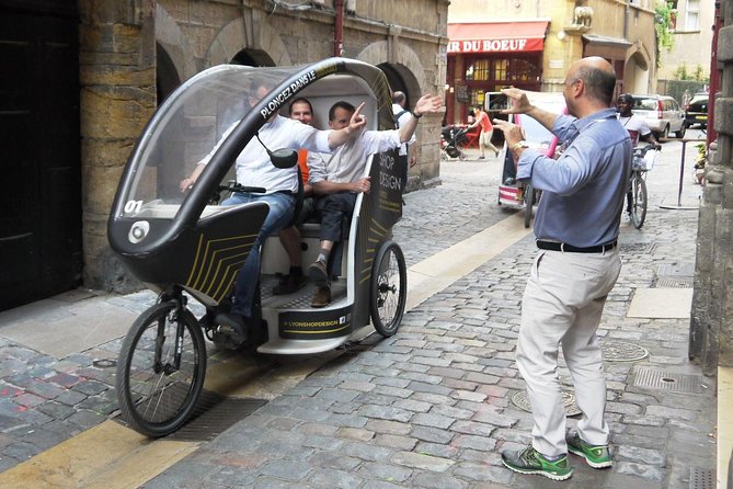 1 or 2-Hour Pedicab tour of Lyon - Vieux Lyon and Traboules: The Renaissance Lanes Worth Slowing Down For