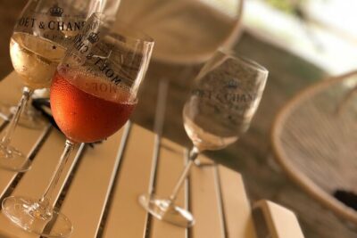 100% Champagne LOVER Tour:1 Iconic house visit+3 tastings & Lunch - Starting in Reims or Épernay at 9 a.m.