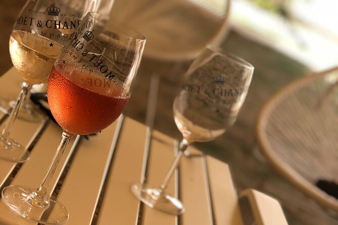 100% Champagne LOVER Tour:1 Iconic house visit+3 tastings & Lunch - Starting in Reims or Épernay at 9 a.m.