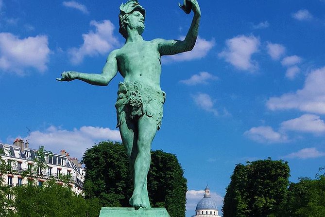 1st Day in Paris Discovery Private Tour: 'How-to' Orientation & Sightseeing Fun! - Saint-Germain-des-Prés: Old Paris Streets and a Little Pop Culture Fun