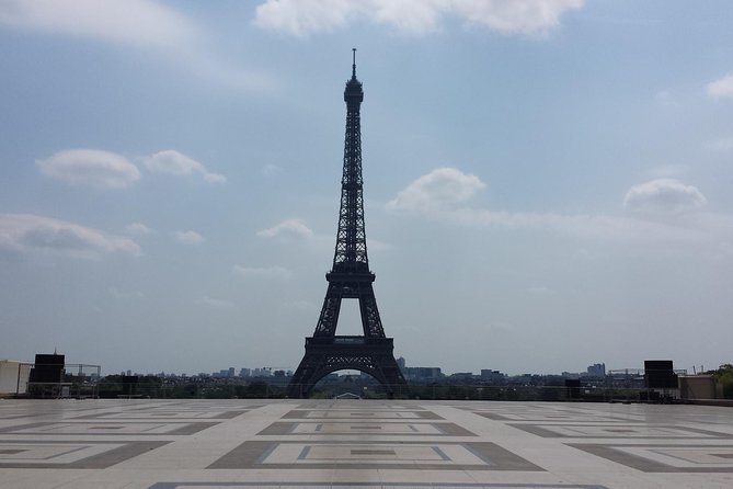 1st Day in Paris Discovery Private Tour: 'How-to' Orientation & Sightseeing Fun! - Quartier de l’Opéra: Passages, Palais Royal Energy, and Department Store Views