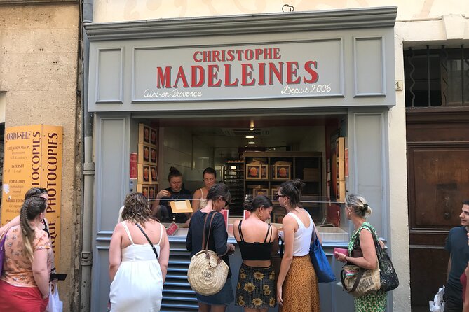 2-Hour Foodie Tour with 10 Tastings in Aix-en-Provence - The finale: charcuterie, cheese, and wine to end with a satisfied stomach