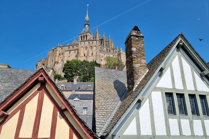 2 hour guided tour of Mont Saint Michel, abbey ticket included - Meeting at Le Bas Pays and the Free Shuttle Reality