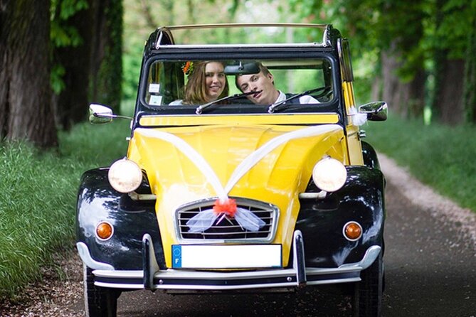 2 Hour Private Guided 2CV or Traction Tour Experience in Paris - Montmartre and the view from Sacré-Cœur