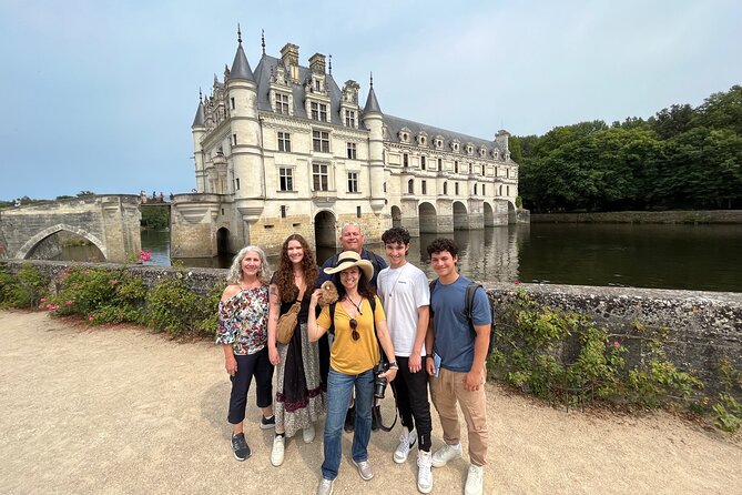 3 Loire Valley Castles and Wine Tasting Private Guided Tour - Getting Started in Paris: The 7:30 a.m. Advantage