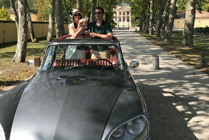 3H private city tour of Bordeaux and vineyard in a Citroën DS - Guillaume’s role and the private format