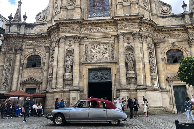3H private city tour of Bordeaux and vineyard in a Citroën DS - Who will enjoy this most?
