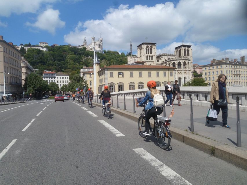 4h Complete Lyon Experience - E-Bike, Tasting & Walk - Quick snapshot: what you’ll get