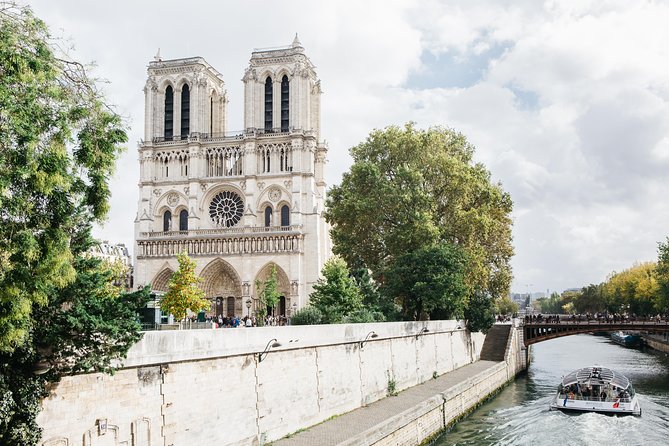 90 Minutes Notre Dame Exterior Semi Private Tour - Who will get the most from this tour