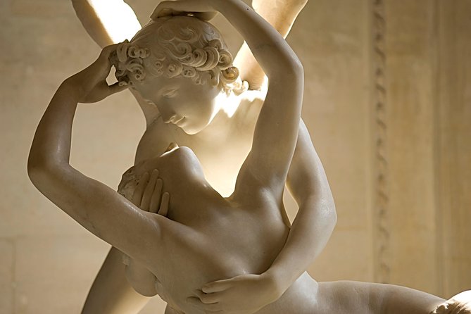A Private Curated Journey Through the Louvre - Where You Meet, How You Get In, and Why That Matters
