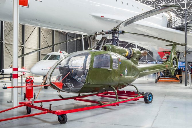 Aeroscopia Admission Ticket - Trying the flight simulator: fun, but plan for your timing