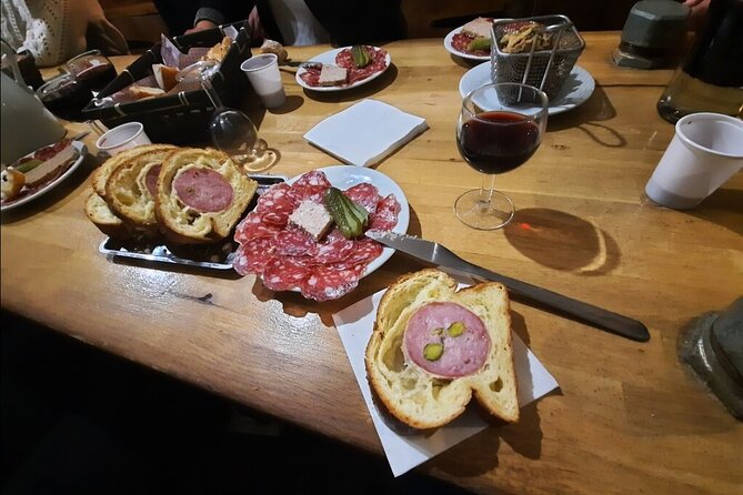 Afternoon Old Town Food tour - Traboules and secret passageways between tastings