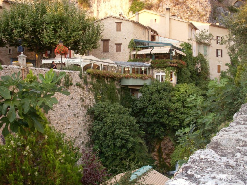 Aix-en-Provence: Verdon Canyon & Moustiers-Sainte-Marie Day - Moustiers-Sainte-Marie free time: Faïence, browsing time, and lunch on your own