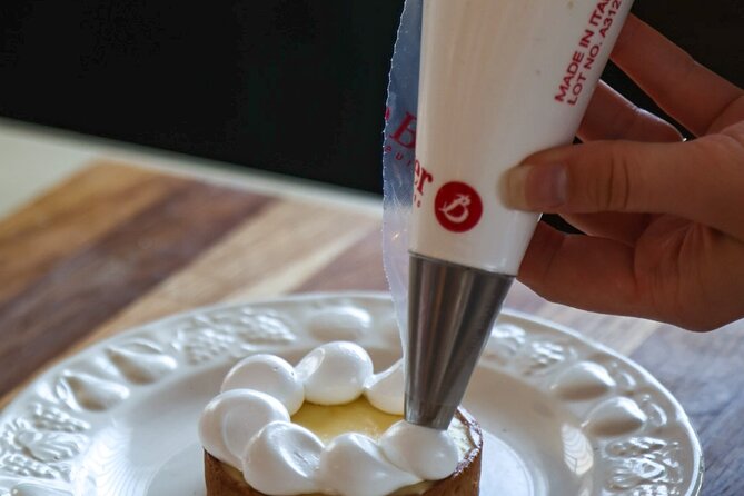 All about meringue: a pastry & culinary arts workshop in Paris - Why meringue makes a good Paris workshop