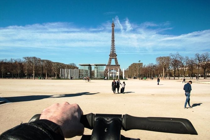 Amazing Paris Segway Tour - The Eiffel Tower approach: close-up views and construction history