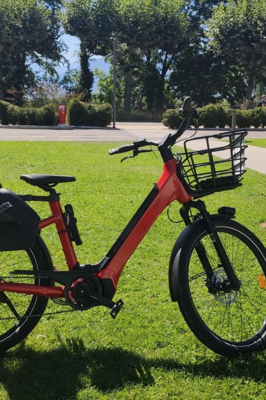 Annecy-le-Vieux, France: Electric and Classic Bike Rentals - Small group size (7 max): less fuss at the start