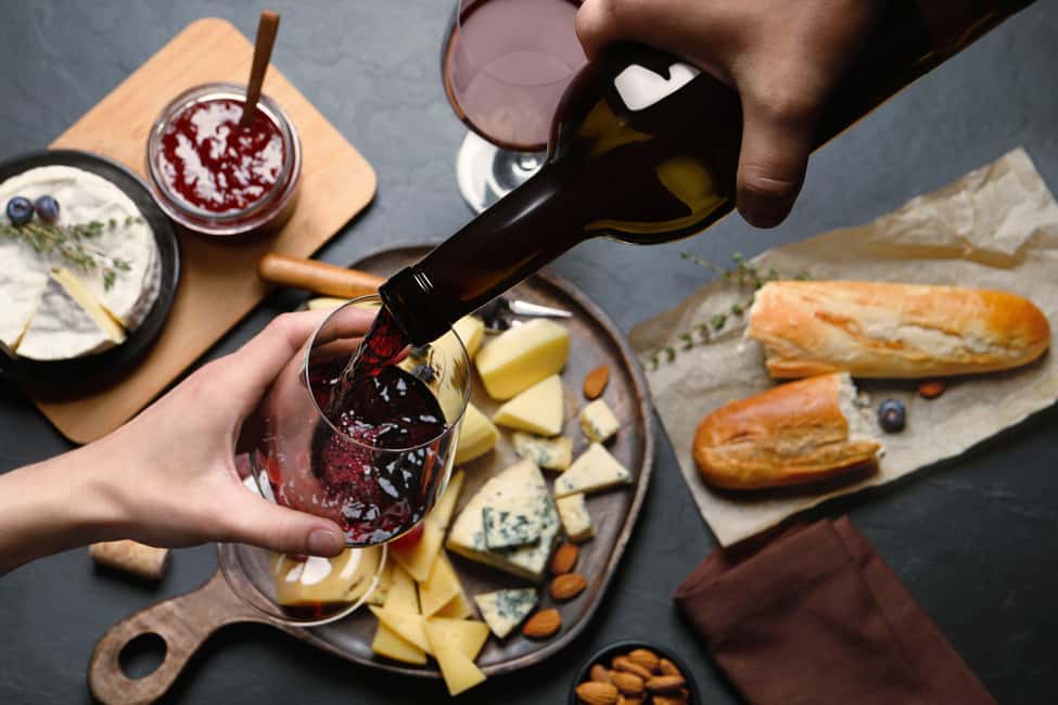 Annecy: Traditional Food Group Walking Tour - Price and value: $89 for local tastings that add up