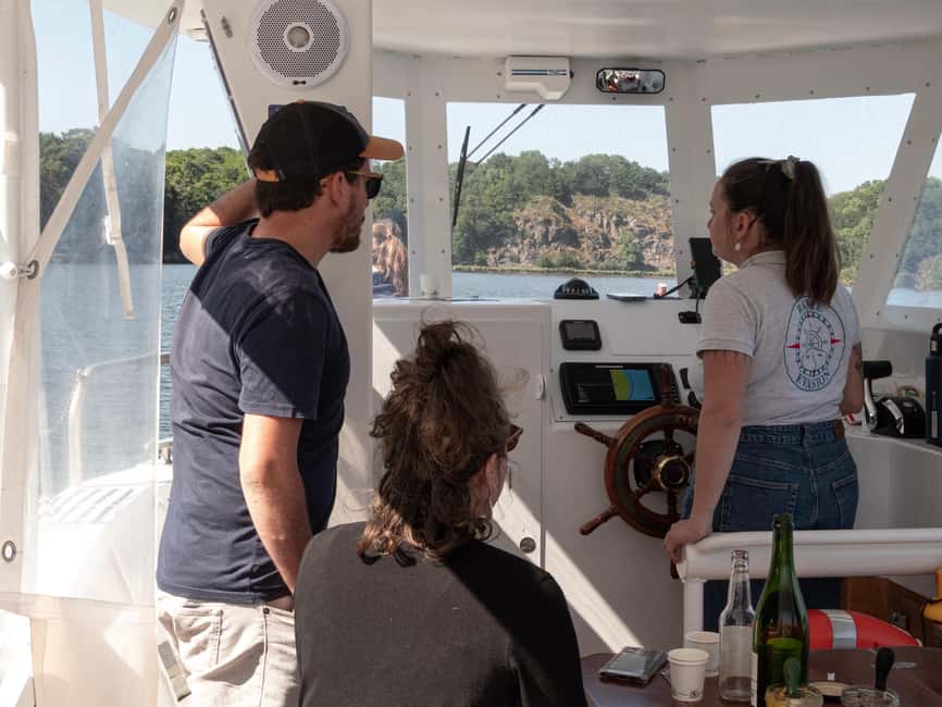 Aperitif Bistro by boat on the Canal de la Rance - Cold cuts, cheese, bread, and butter on board