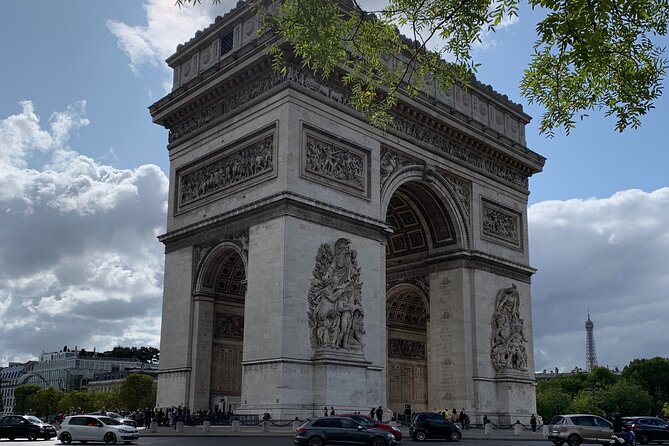 Arc de Triomphe and the Champs-Elysees Discovery Private Tour - Starting beneath the Arc de Triomphe