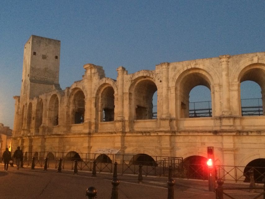 Arles: Art and History Walking Tour - Espace Van Gogh and the city of artists