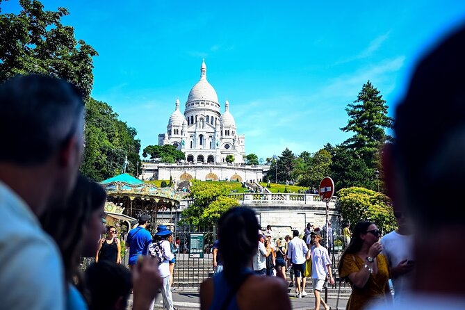 Authentic Parisian Gourmet Food Tour with 10 Local Dishes & Wines - Choosing Your Route: Montmartre vs. the Heart of Paris