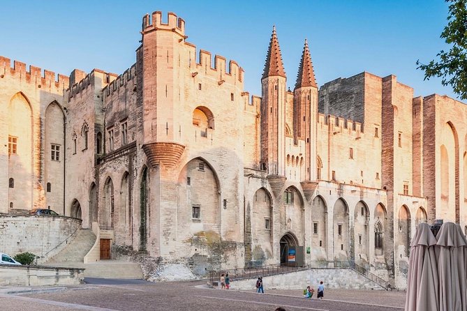 Avignon, Les Baux, St Remy and Arles from MARSEILLE - Who this tour fits best—and who should choose something else