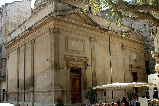 Avignon Scavenger Hunt and Sights Self-Guided Tour - Questions That Make You Look Twice