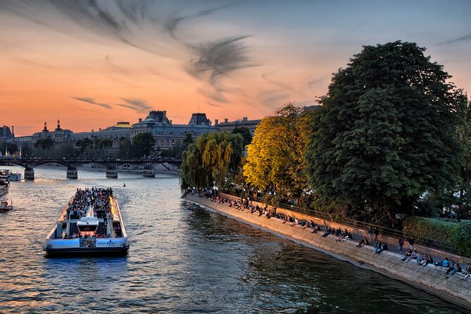 Bateaux Mouches Sightseeing Cruise in Paris with Champagne - The 70 Minutes on the Seine: What You’ll See and Why It Matters