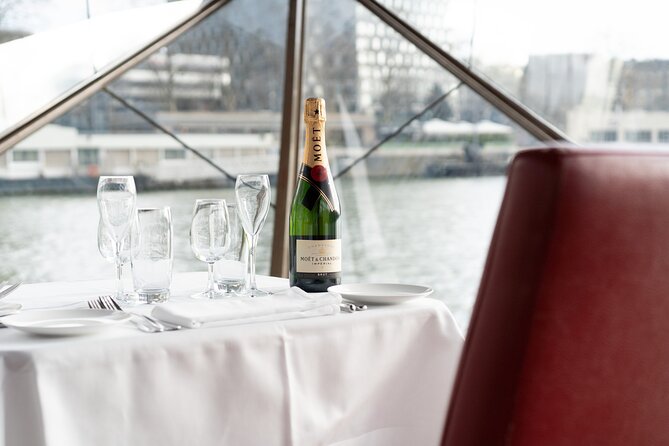 Bateaux Mouches Special Marriage Proposal Dinner Cruise in Paris - A little corner of New York in Paris