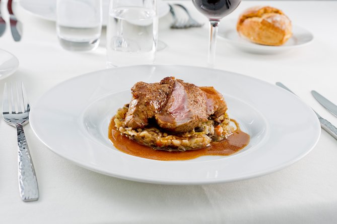 Bateaux Parisiens Seine River Gourmet Dinner & Sightseeing Cruise - Practical tips so your 2.5 hours feel effortless