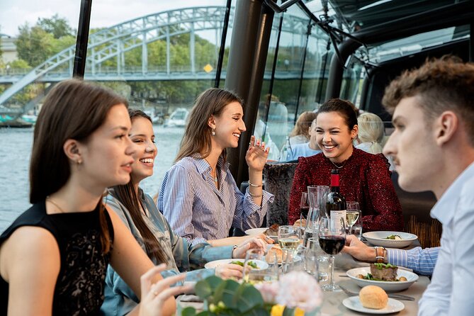 Bateaux Parisiens Seine River Gourmet Lunch & Sightseeing Cruise - Who should book this Seine gourmet lunch cruise