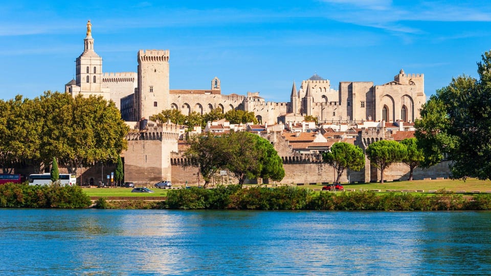 Best of Avignon: Private Walking Tour with a Local - Key points to know before you book