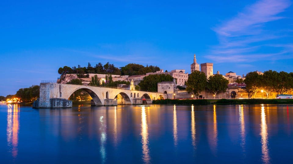 Best of Avignon: Private Walking Tour with a Local - Local food, markets, and useful city advice