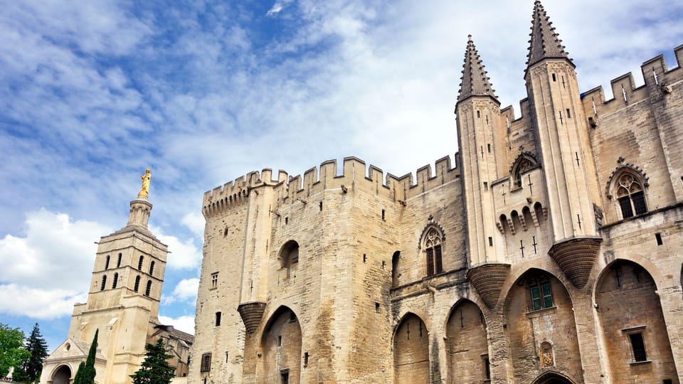 Best of Avignon: Private Walking Tour with a Local - Who will get the most from this private walk