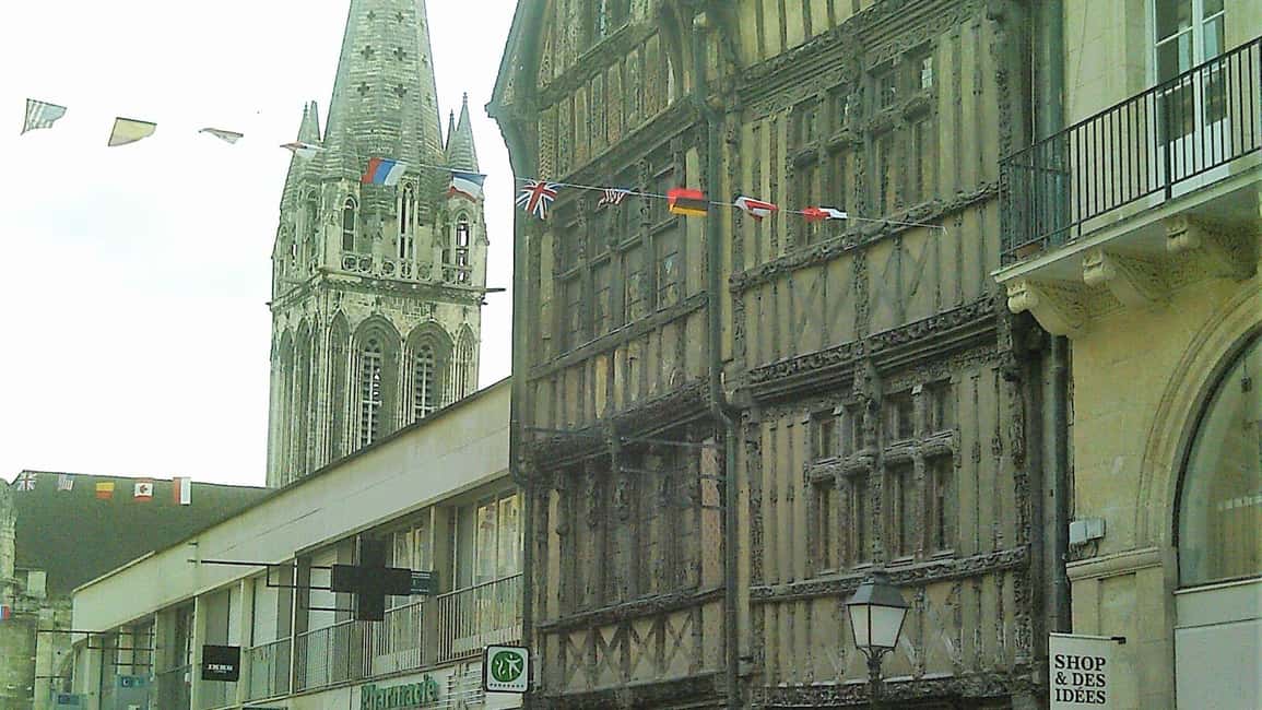 Best of Caen: Private Walking Tour with a Local - Markets, cafés, and the useful side of the walk