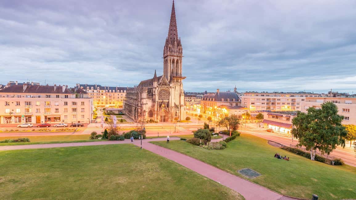 Best of Caen: Private Walking Tour with a Local - Château de Caen and the William the Conqueror connection