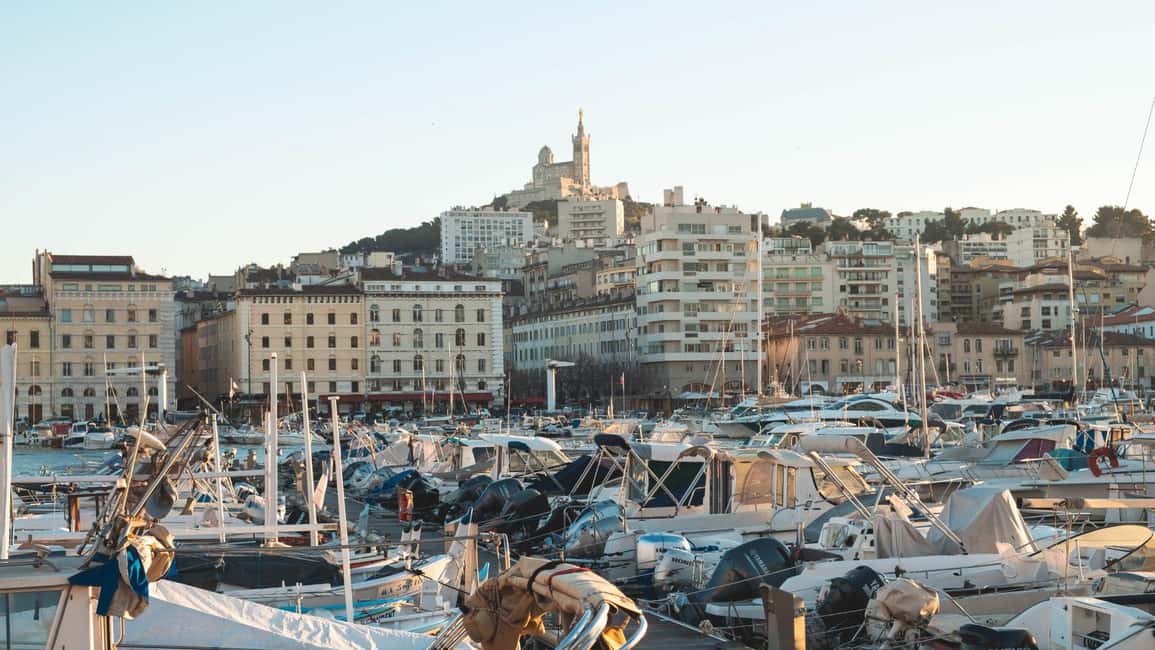 Best of Marseille: Private Walking Tour with a Local - Guide quality and the importance of clear expectations
