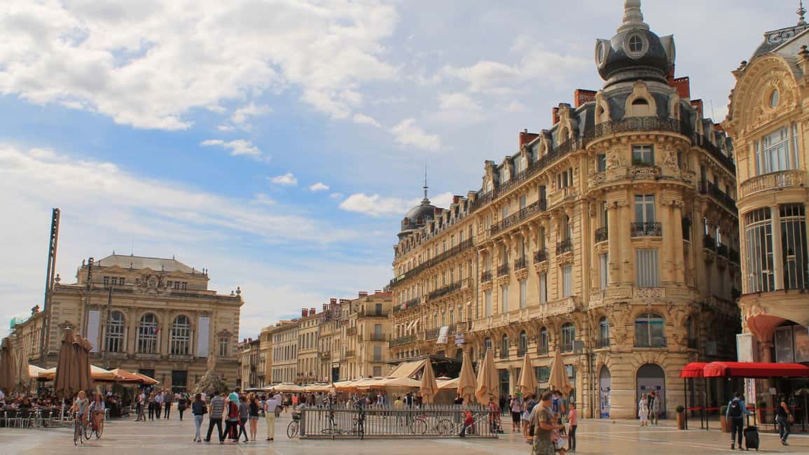 Best of Montpellier: Private Walking Tour with a Local - Esplanade Charles de Gaulle and Promenade du Peyrou views