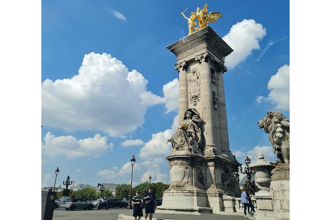 Best of Paris in 2 hours (for photos only and starting from Paris only) - A private ride changes the pace