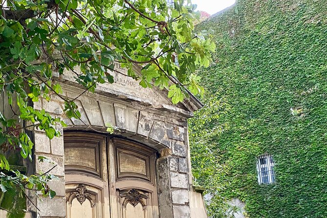 BEST OF ROYAL DAYS & LIFE : 3 audioguided tours - South Pigalle and Scandalous Paris