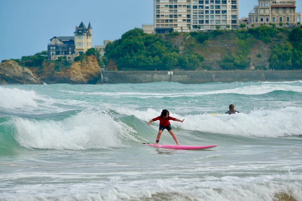 Biarritz: 1.5-Hour Group Surf Lesson - Gear and Packing: What You Bring vs What You’ll Get