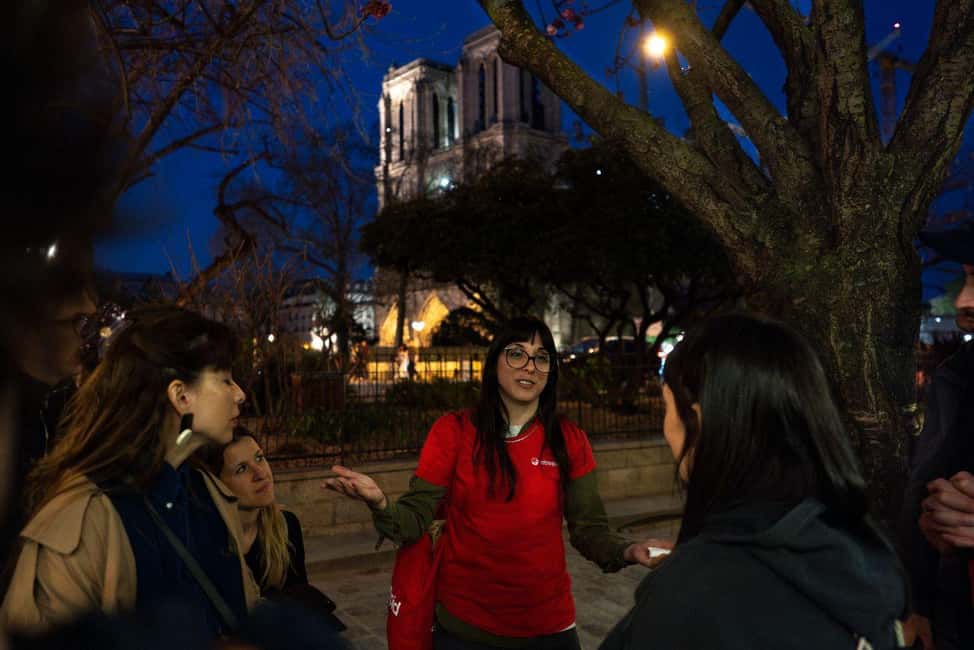 Boho Nights in Paris: A Magical Evening Tour - Why this route works after sunset