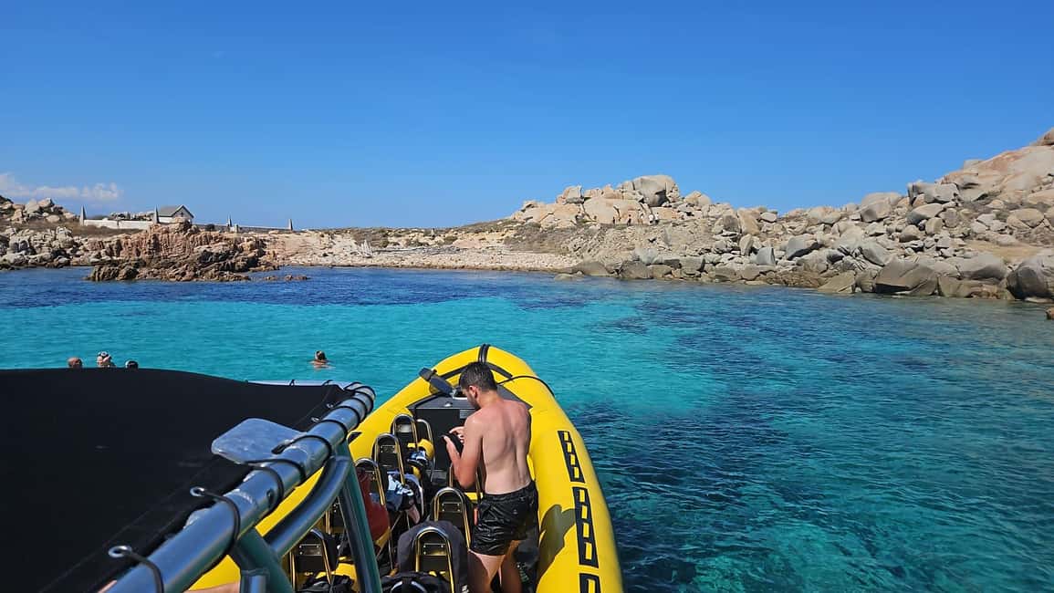 Bonifacio: Lavezzi Islands and Caves Guided Tour - Corsica by sea: why this tour works