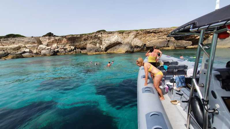 Bonifacio: Lavezzi Islands and Caves Guided Tour - Through the Corsica–Sardinia marine park: what you’re really paying for