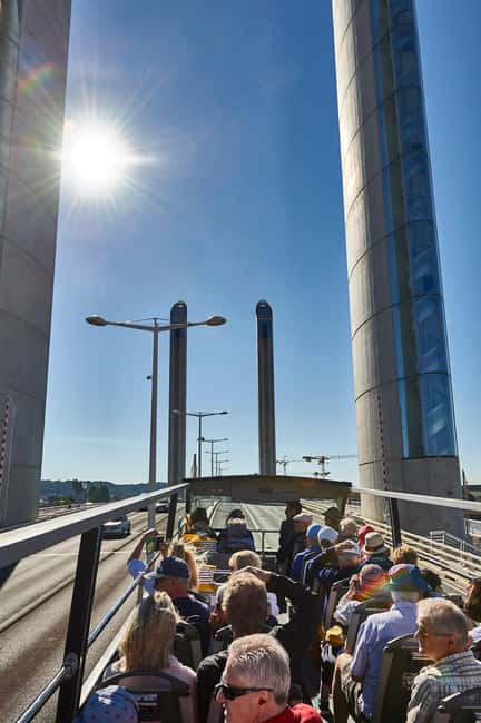 Bordeaux : 1 or 2 day Hop-on Hop-off visit - Comfort and photo strategy: open-top perks with a safety net