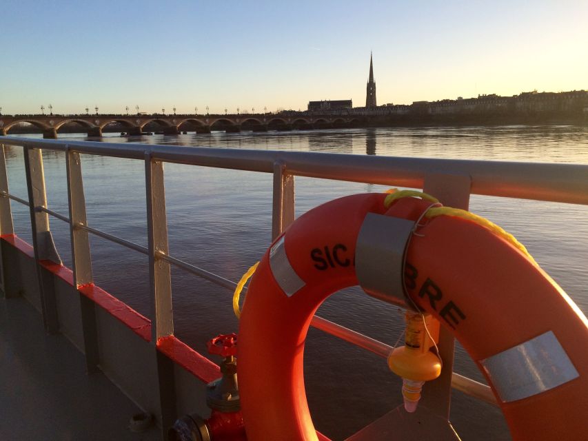 Bordeaux: 2-Hour River Dinner Cruise - Bordeaux at night from the Garonne: the view you’ll remember