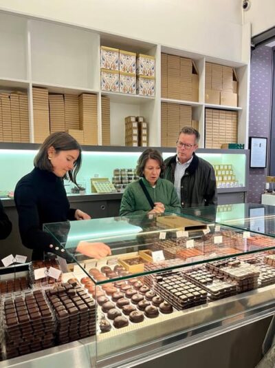 Bordeaux: A Deluxe Gourmet Tour - The first bite: Bordeaux’s cannelé