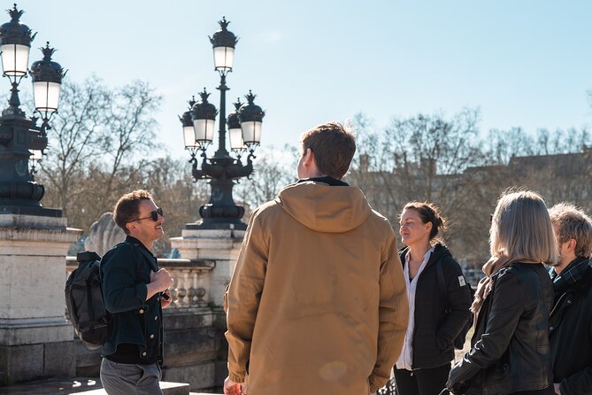 Bordeaux Afternoon Food Tour : Sweets, Wine and Cheese - Starting at Place de la Bourse: the Perfect Launch Point